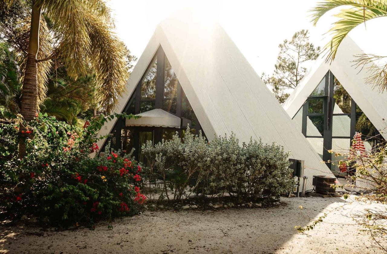 Отель Pyramids In Florida Эстеро Экстерьер фото